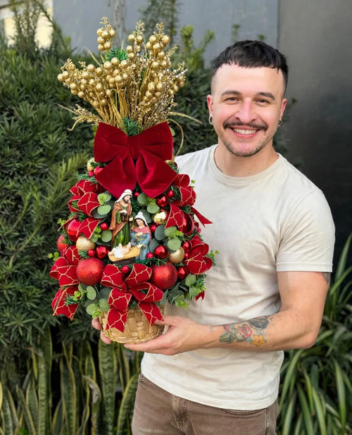 Mini Árvore Sagrada Família Vermelha - 70cm e 110cm