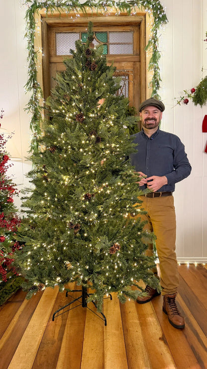 Árvore de Natal Click – Montagem em Segundos com Luzes Embutidas e Pinhas Naturais - Promoção Natal antecipado